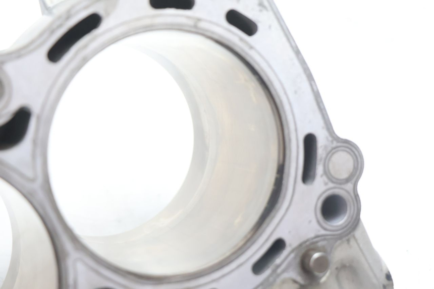 photo de CYLINDRE PISTON KAWASAKI ER-6 ER6 N 650 (2005 - 2009) - Aperçu profil