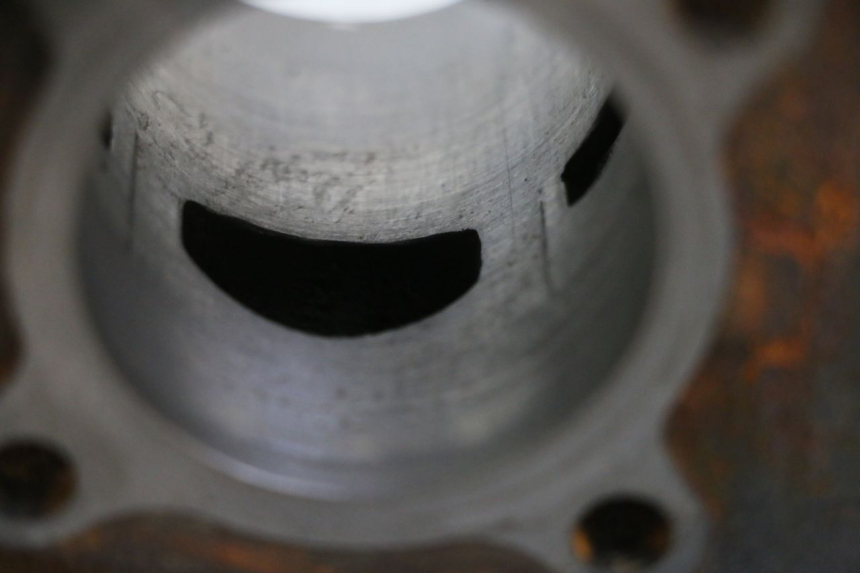 photo de CYLINDRE PISTON KEEWAY F-ACT FACT 50 (2006 - 2011) - Points de fixation