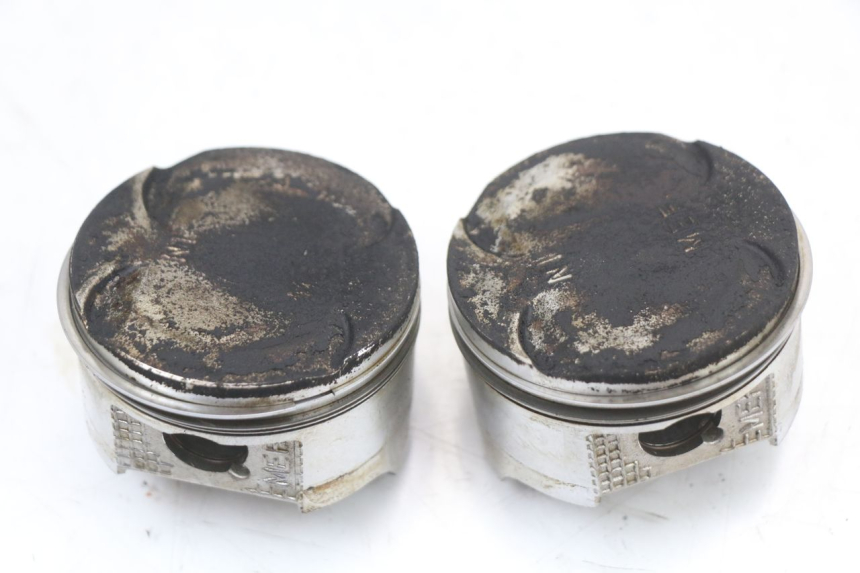 photo de CYLINDRE PISTON HONDA FJS SILVER WING SILVERWING 400 (2005 - 2008) - Vue rapprochée