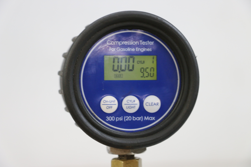 photo de CYLINDRE PISTON HONDA FJS SILVER WING SILVERWING 400 (2005 - 2008) - Angle alternatif