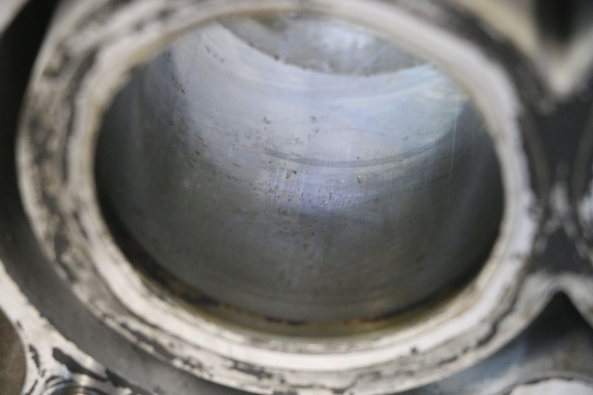 photo de CYLINDRE PISTON HONDA FJS SILVER WING SILVERWING 400 (2005 - 2008) - Zoom composants