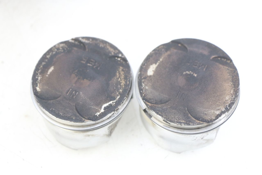 photo de CYLINDRE PISTON HONDA FJS SILVERWING SILVER WING 400 (2009 - 2016) - Focus structure