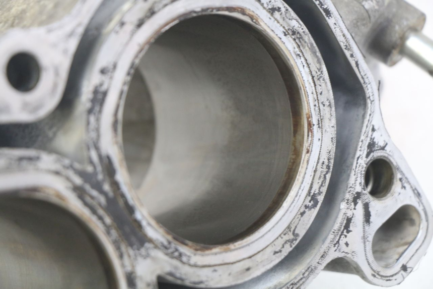 photo de CYLINDRE PISTON HONDA FJS SILVERWING SILVER WING 400 (2009 - 2016) - Points de fixation