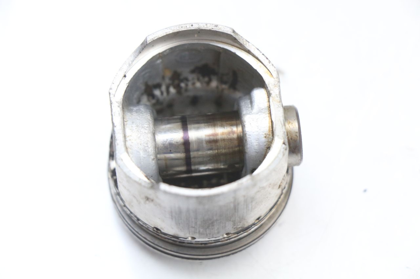 photo de CYLINDRE PISTON PIAGGIO FLY 4T 50 (2004 - 2010) - Zoom composants