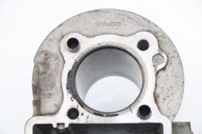 photo de CYLINDRE PISTON REVATTO FUTURA GT 125 (2006 - 2008) - Gros plan technique