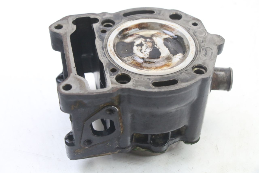 photo de CYLINDRE PISTON GILERA NEXUS 300 (2008 - 2013) - Gros plan technique