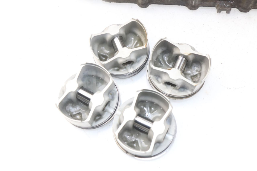 photo de CYLINDRE PISTON SUZUKI GSX-R GSXR 600 (2001 - 2003) - Focus structure