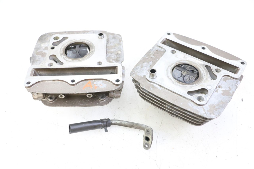 photo de CYLINDRE PISTON HYOSUNG GTR 125 (2006 - 2008) - Gros plan technique