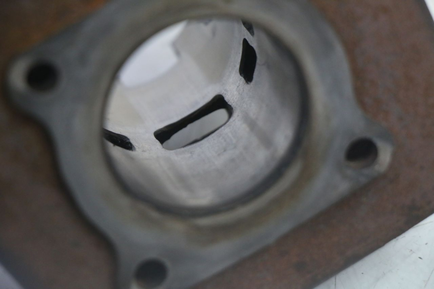 photo de CYLINDRE PISTON PEUGEOT KISBEE 2T 50 (2010 - 2017) - Vue produit