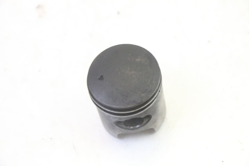 photo de CYLINDRE PISTON PEUGEOT KISBEE 2T 50 (2010 - 2017) - Focus structure