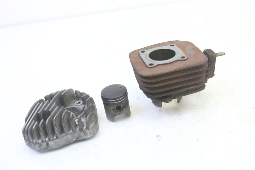 photo de CYLINDRE PISTON PEUGEOT KISBEE 2T 50 (2010 - 2017) - Zoom état d’usage