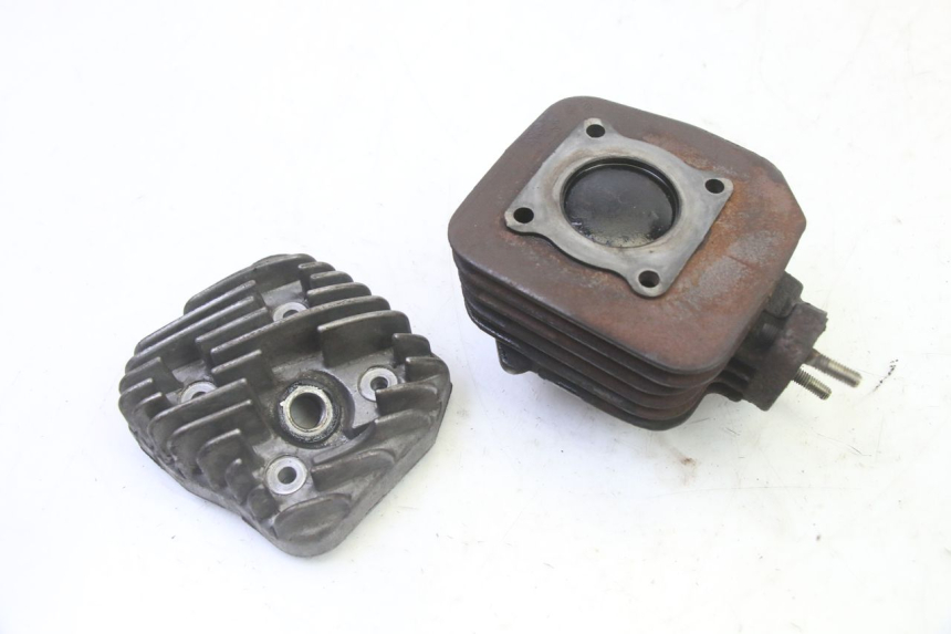 photo de CYLINDRE PISTON PEUGEOT KISBEE 2T 50 (2010 - 2017) - Autre angle de vue