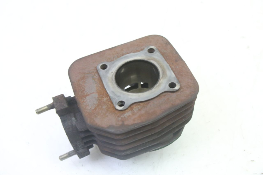 photo de CYLINDRE PISTON PEUGEOT KISBEE 2T 50 (2010 - 2017) - État de surface