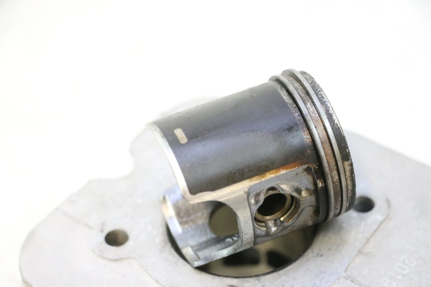 photo de CYLINDRE PISTON PEUGEOT KISBEE 2T 50 (2018 - 2022) - Détails caractéristiques