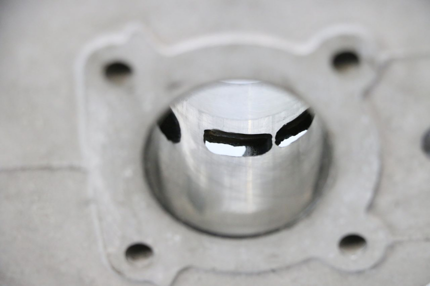 photo de CYLINDRE PISTON PEUGEOT KISBEE 2T 50 (2018 - 2022) - Autre angle de vue