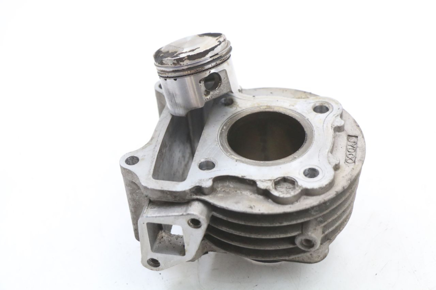 photo de CYLINDRE PISTON PEUGEOT KISBEE 4T 50 (2018 - 2022) - Vue principale