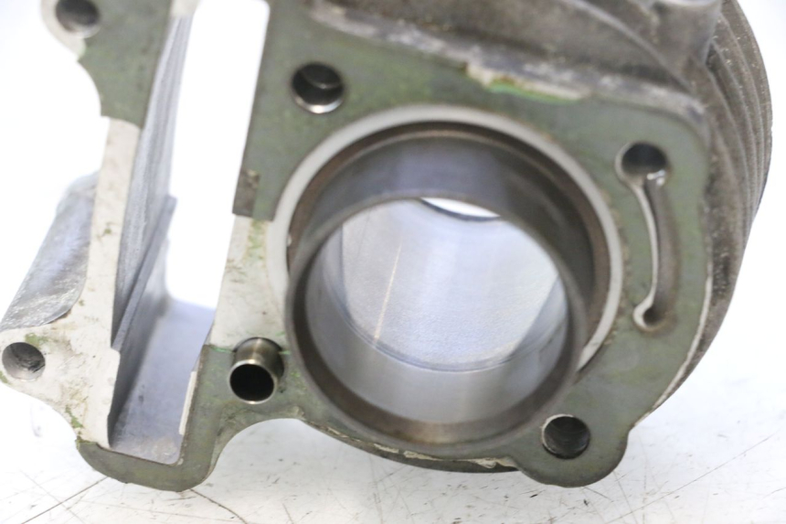 photo de CYLINDRE PISTON PEUGEOT KISBEE 4T 50 (2018 - 2022) - Vue d’ensemble