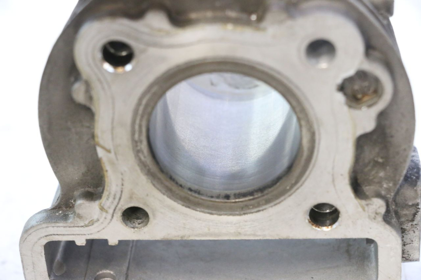 photo de CYLINDRE PISTON PEUGEOT KISBEE 4T 50 (2018 - 2022) - Marquages et références