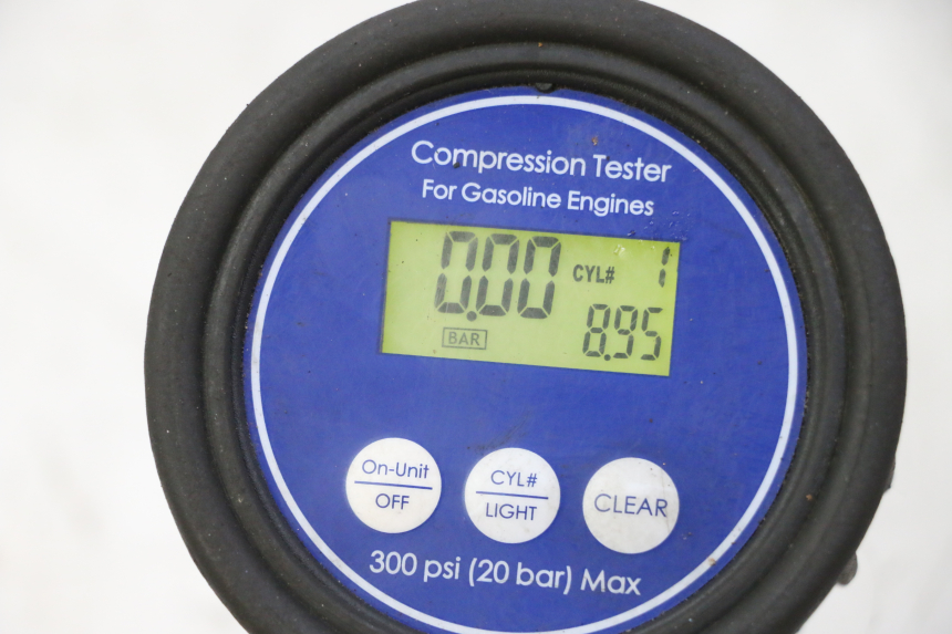 photo de CYLINDRE PISTON KAWASAKI KX 65 (2000 - 2019) - Gros plan technique