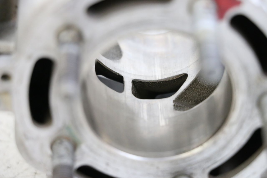 photo de CYLINDRE PISTON KAWASAKI KX 85 (2014 - 2021) - État de surface