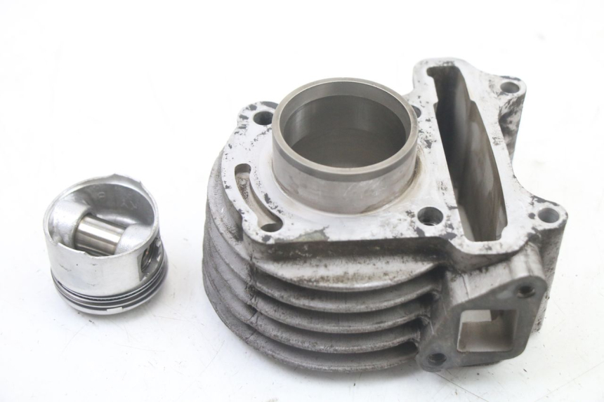 photo de CYLINDRE PISTON KYMCO DINK 4T 50 (2007 - 2018) - État de surface