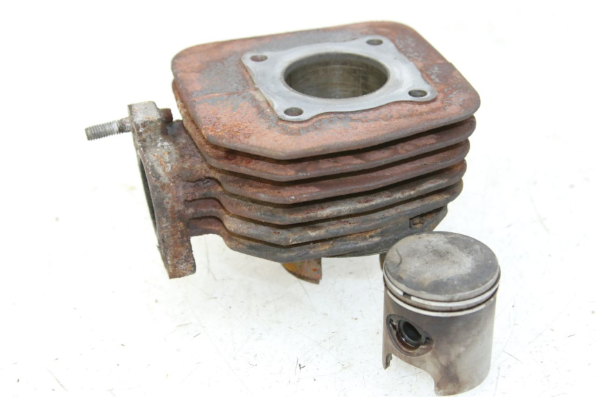 photo de CYLINDRE PISTON PEUGEOT LUDIX 50 (2005 - 2007) - Vue principale