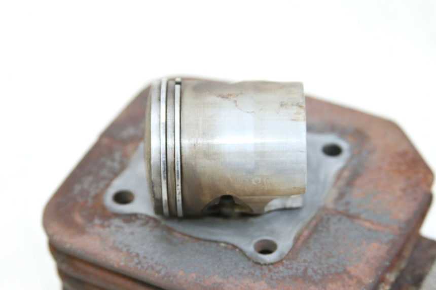 photo de CYLINDRE PISTON PEUGEOT LUDIX 50 (2005 - 2007) - Photo complémentaire