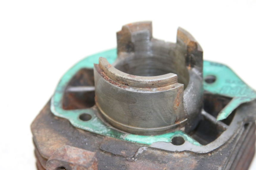 photo de CYLINDRE PISTON PEUGEOT LUDIX 50 (2005 - 2007) - Points de fixation