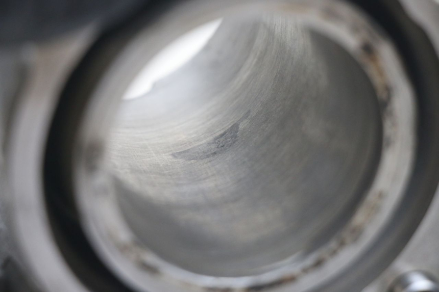 photo de CYLINDRE PISTON PIAGGIO MEDLEY 125 (2016 - 2023) - Zoom état d’usage