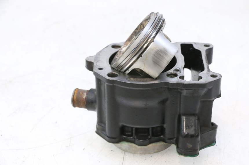 photo de CYLINDRE PISTON PIAGGIO MP3 LT 300 (2010 - 2016) - Angle alternatif