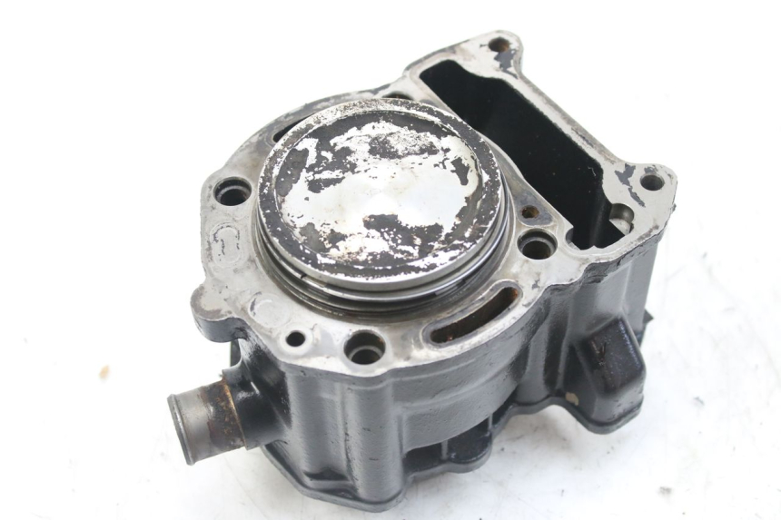 photo de CYLINDRE PISTON PIAGGIO MP3 RL 250 (2006 - 2010) - Vue principale