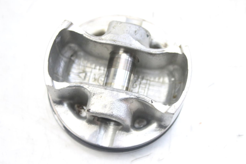 photo de CYLINDRE PISTON PIAGGIO MP3 RL 250 (2006 - 2010) - Détails caractéristiques