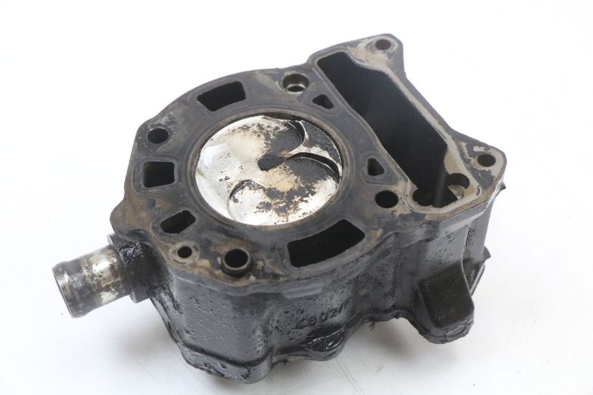 photo de CYLINDRE PISTON PIAGGIO MP3 125 (2006 - 2014) - Zoom état d’usage