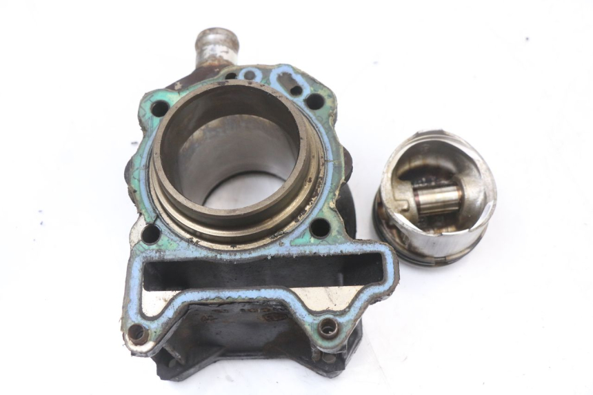 photo de CYLINDRE PISTON PIAGGIO MP3 125 (2006 - 2014) - Marquages et références