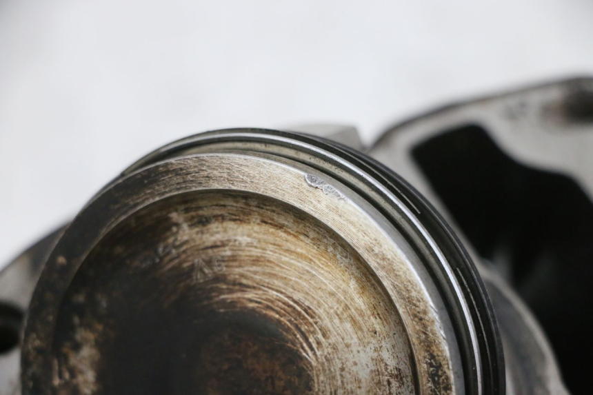 photo de CYLINDRE PISTON PIAGGIO MP3 RL 250 (2006 - 2010) - Photo complémentaire