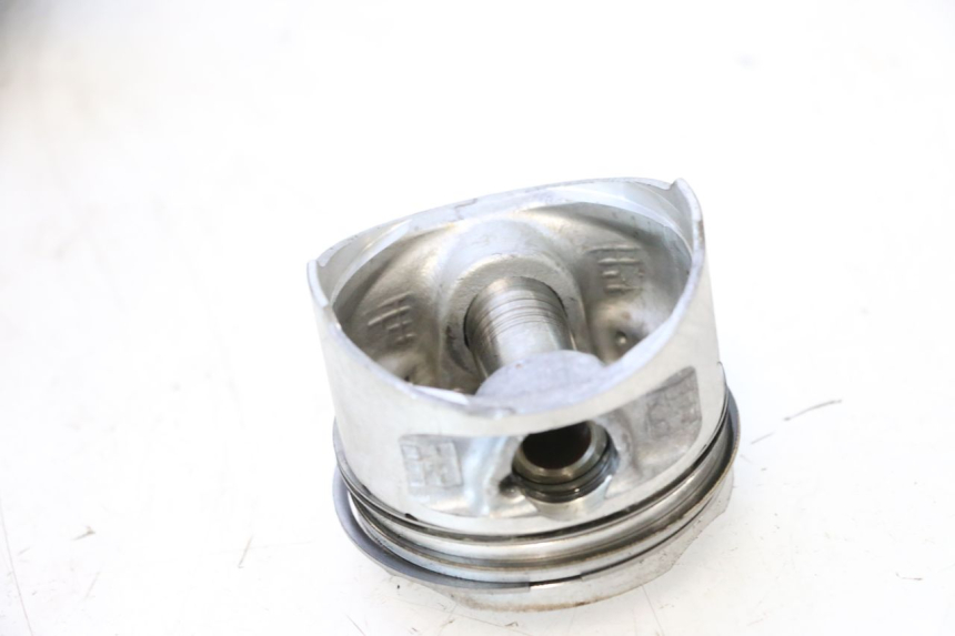 photo de CYLINDRE PISTON PIAGGIO MP3 125 (2006 - 2014) - Inspection visuelle
