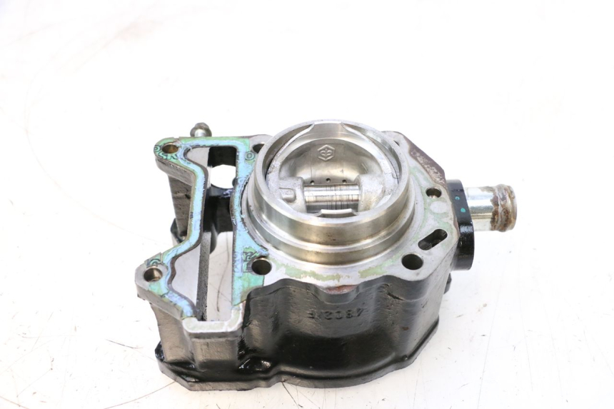 photo de CYLINDRE PISTON PIAGGIO MP3 125 (2006 - 2014) - Vue d’ensemble