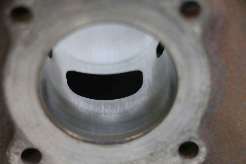 photo de CYLINDRE PISTON PIAGGIO NEW TYPHOON 50 (2010 - 2017) - Détails caractéristiques