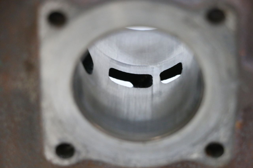 photo de CYLINDRE PISTON PIAGGIO NEW TYPHOON 50 (2010 - 2017) - Zoom composants