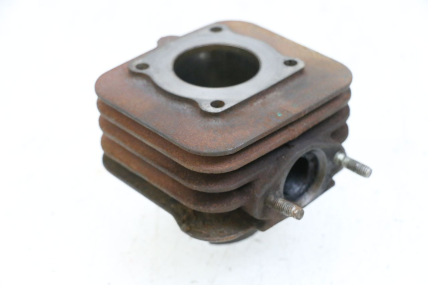 photo de CYLINDRE PISTON PIAGGIO NEW TYPHOON 50 (2010 - 2017) - Gros plan technique