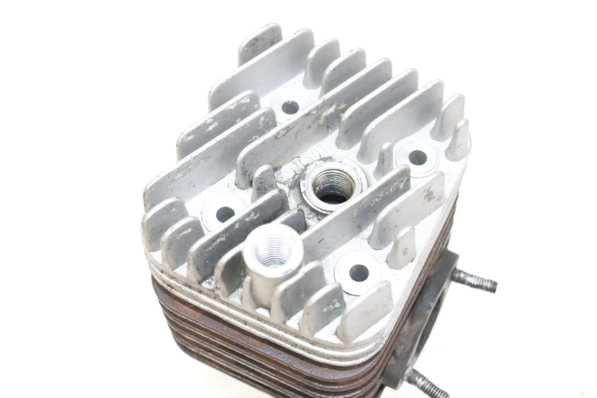 photo de CYLINDRE PISTON PIAGGIO NEW TYPHOON 50 (2018 - 2021) - Gros plan technique