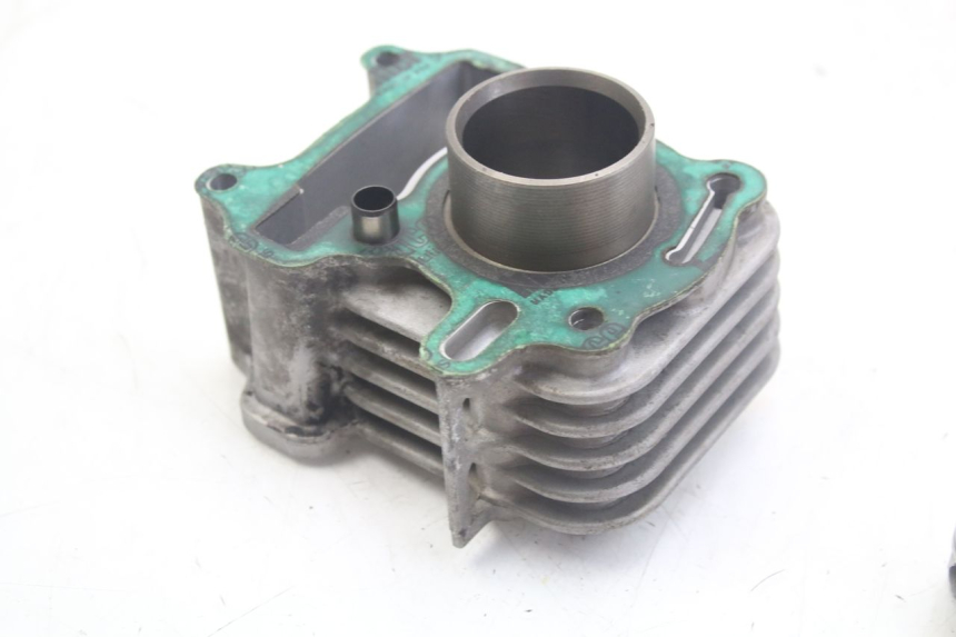 photo de CYLINDRE PISTON SYM ORBIT 2 4T 50 (2018 - 2022) - Zoom état d’usage