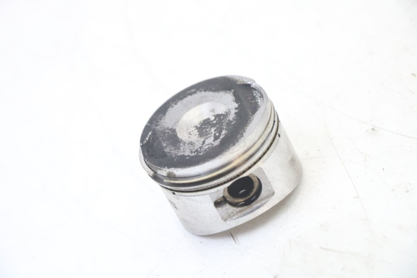 photo de CYLINDRE PISTON PEUGEOT VIVACITY 125 (2010 - 2017) - Points de fixation