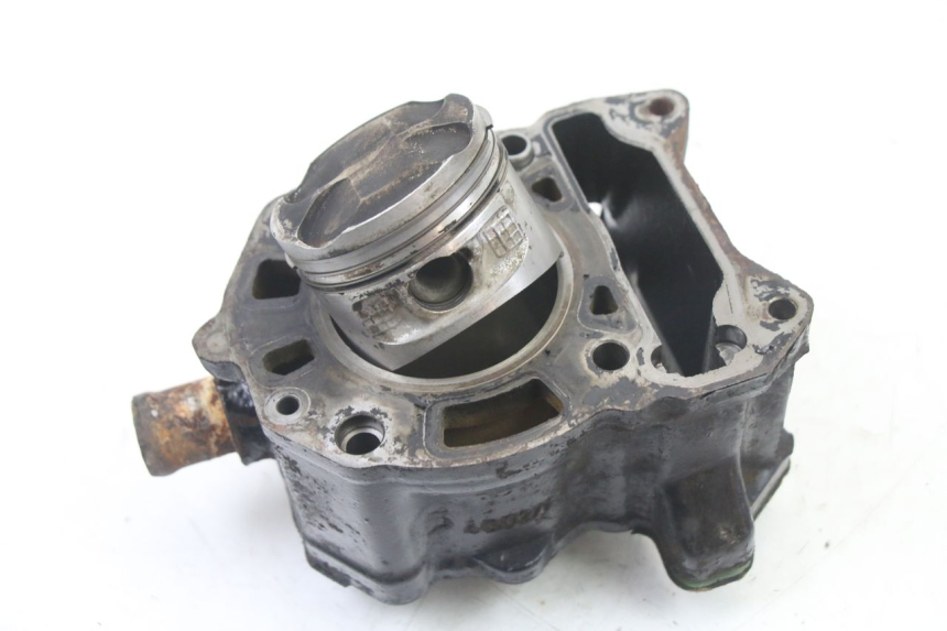 photo de CYLINDRE PISTON PIAGGIO X8 125 (2004 - 2007) - Détail de la pièce