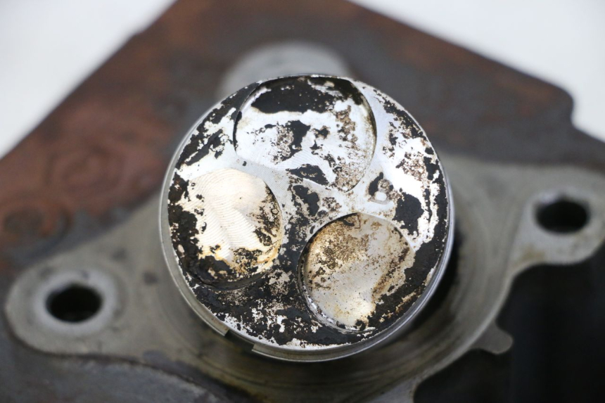 photo de CYLINDRE PISTON PIAGGIO ZIP 4T 50 (2018 - 2020) - Détails caractéristiques