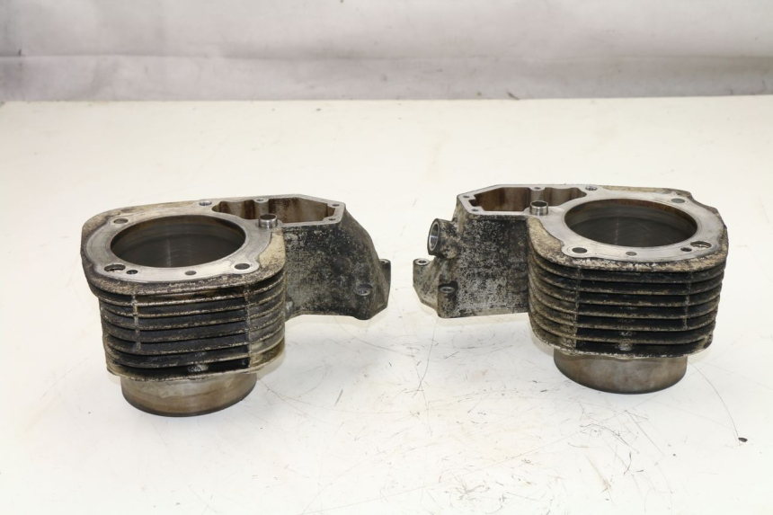 photo de CYLINDRE PISTON BMW R RT ABS 1100 (1996 - 2001) - Vue rapprochée