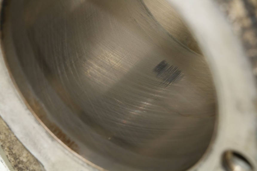 photo de CYLINDRE PISTON BMW R RT ABS 1100 (1996 - 2001) - Points de fixation