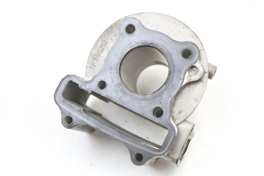 photo de Cylinder Piston EUROCKA R8 4T 50 (2013 - 2022) - Points de fixation