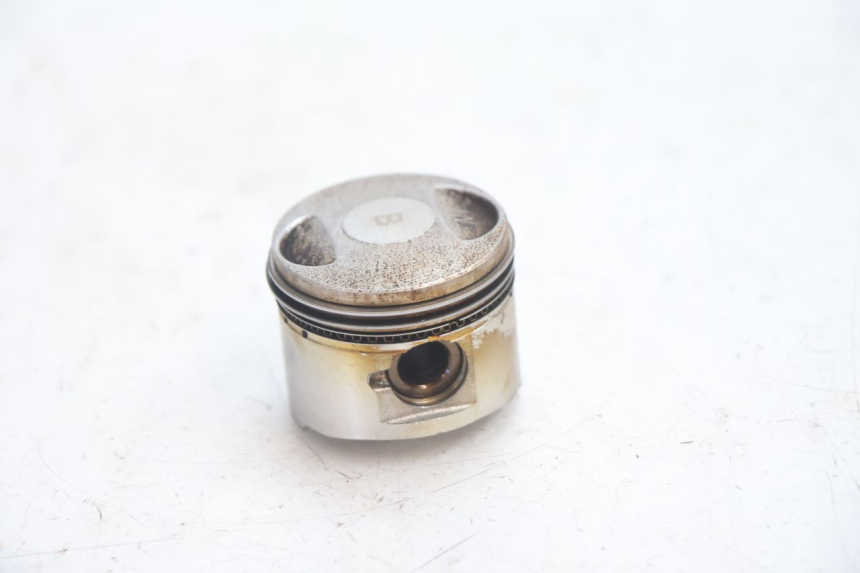 photo de CYLINDRE PISTON LAZIO RENO 50 (2016 - 2021) - Gros plan technique
