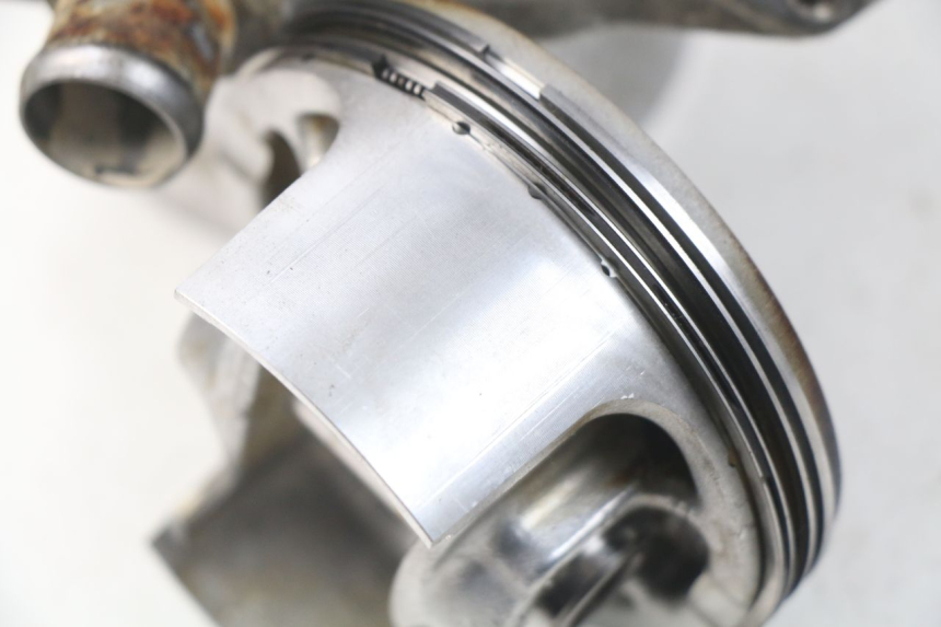 photo de CYLINDRE PISTON PEUGEOT SATELIS 500 (2007 - 2013) - Zoom composants